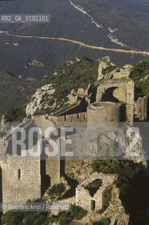 ( FRANCIA  )  LANGUEDOC-ROUSSILLON  PEYREPERTUSE : IL CASTELLO © 1999 Graziano Arici/Rosebud2 / GEO ERESIA CATARA CATARI CROCIATA