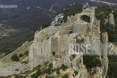 ( FRANCIA  )  LANGUEDOC-ROUSSILLON  PEYREPERTUSE : IL CASTELLO © 1999 Graziano Arici/Rosebud2 / GEO ERESIA CATARA CATARI CROCIATA