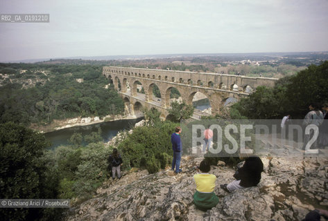 ( FRANCIA  )  PROVENCE-ALPES-COTE DAZUR  PONT DU GARD ACQUEDOTTO ROMANO © 1999 Graziano Arici/Rosebud2 / GEO