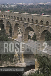 ( FRANCIA  )  PROVENCE-ALPES-COTE DAZUR  PONT DU GARD ACQUEDOTTO ROMANO © 1999 Graziano Arici/Rosebud2 / GEO