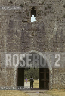 ( FRANCIA  )  LANGUEDOC-ROUSSILLON  PUIVERT : IL CASTELLO © 1999 Graziano Arici/Rosebud2 / GEO ERESIA CATARA CATARI CROCIATA