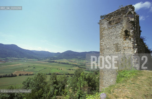 ( FRANCIA  )  LANGUEDOC-ROUSSILLON  PUIVERT : IL CASTELLO © 1999 Graziano Arici/Rosebud2 / GEO ERESIA CATARA CATARI CROCIATA