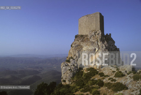 ( FRANCIA  )  LANGUEDOC-ROUSSILLON  QUERIBUS  : IL CASTELLO © 1999 Graziano Arici/Rosebud2 / GEO ERESIA CATARA CATARI CROCIATA