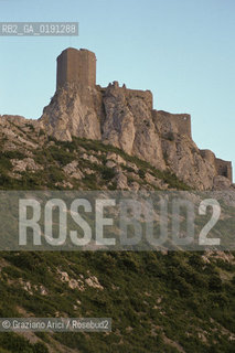 ( FRANCIA  )  LANGUEDOC-ROUSSILLON  QUERIBUS  : IL CASTELLO © 1999 Graziano Arici/Rosebud2 / GEO ERESIA CATARA CATARI CROCIATA