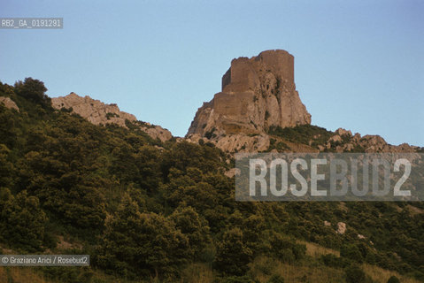 ( FRANCIA  )  LANGUEDOC-ROUSSILLON  QUERIBUS  : IL CASTELLO © 1999 Graziano Arici/Rosebud2 / GEO ERESIA CATARA CATARI CROCIATA
