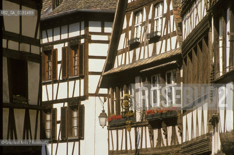 ( FRANCIA  )  ALSAZIA STRASBURGO : IL QUARTIERE FINKWILLER CASE A GRATICCIO © 1999 Graziano Arici/Rosebud2 / GEO