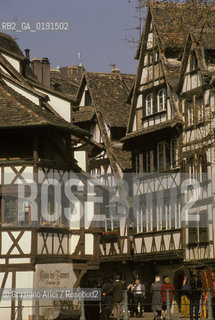 ( FRANCIA  )  ALSAZIA STRASBURGO : IL QUARTIERE FINKWILLER CASE A GRATICCIO  © 1999 Graziano Arici/Rosebud2 / GEO