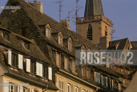 ( FRANCIA  )  ALSAZIA STRASBURGO : CASE DEL CENTRO  © 1999 Graziano Arici/Rosebud2 / GEO