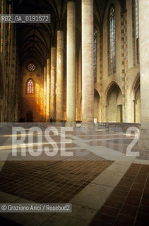 ( FRANCIA  )  MIDI-PYRENEES TOLOSA : CHIESA LES JACOBINS   © 1999 Graziano Arici/Rosebud2 / GEO ERESIA CATARA CATARI CROCIATA