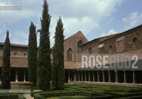 ( FRANCIA  )  MIDI-PYRENEES TOLOSA : CHIESA LES JACOBINS   © 1999 Graziano Arici/Rosebud2 / GEO ERESIA CATARA CATARI CROCIATA