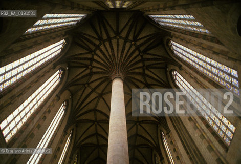 ( FRANCIA  )  MIDI-PYRENEES TOLOSA : CHIESA LES JACOBINS GOTICO  © 1999 Graziano Arici/Rosebud2 / GEO ERESIA CATARA CATARI CROCIATA