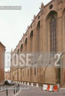 ( FRANCIA  )  MIDI-PYRENEES TOLOSA : CHIESA LES JACOBINS TOMBA DI S.TOMMASO DAQUINO  © 1999 Graziano Arici/Rosebud2 / GEO ERESIA CATARA CATARI CROCIATA