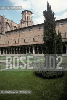 ( FRANCIA  )  MIDI-PYRENEES TOLOSA : CHIESA E CONVENTO DES AUGUSTINS CHIOSTRO © 1999 Graziano Arici/Rosebud2 / GEO ERESIA CATARA CATARI CROCIATA PELLEGRINAGGIO MUSEO