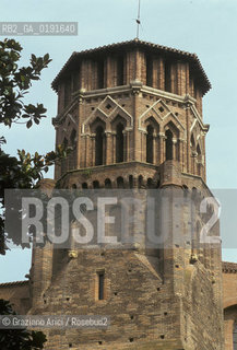 ( FRANCIA  )  MIDI-PYRENEES TOLOSA : CHIESA E CONVENTO DES AUGUSTINS CAMPANILE MATTONE © 1999 Graziano Arici/Rosebud2 / GEO ERESIA CATARA CATARI CROCIATA PELLEGRINAGGIO MUSEO
