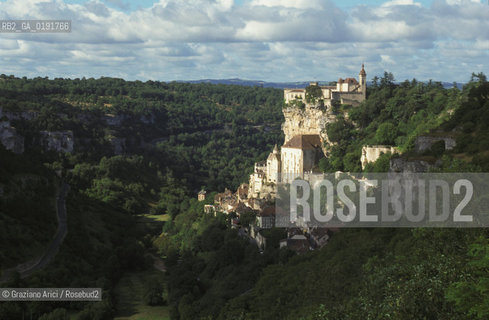 ( FRANCIA  )  MIDI-PYRENEES ROCAMADUR : PANORAMA DEL PAESE © 1999 Graziano Arici/Rosebud2 / GEO PERIGORD PELLEGRINAGGIO