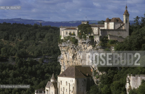 ( FRANCIA  )  MIDI-PYRENEES ROCAMADUR : PANORAMA DEL PAESE © 1999 Graziano Arici/Rosebud2 / GEO PERIGORD PELLEGRINAGGIO