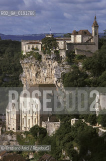 ( FRANCIA  )  MIDI-PYRENEES ROCAMADUR : PANORAMA DEL PAESE © 1999 Graziano Arici/Rosebud2 / GEO PERIGORD PELLEGRINAGGIO