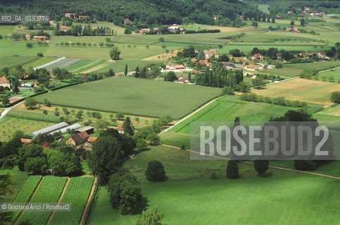 ( FRANCIA  )  MIDI-PYRENEES PANORAMA DEL PERIGORD © 1999 Graziano Arici/Rosebud2 / GEO
