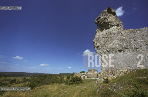 ( FRANCIA  )  MIDI-PYRENEES ALTIPIANO DEL LARZAC  © 1999 Graziano Arici/Rosebud2 / GEO CAUSSE ROCCIA