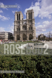 ( FRANCIA  )  PARIGI : LA CATTEDRALE NOTRE DAME  © 1995 Graziano Arici/Rosebud2 / GEO