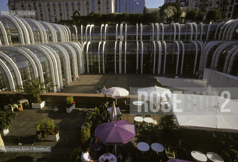 ( FRANCIA  )  PARIGI : IL CENTRO COMMERCIALE DEL LES HALLES © 1995 Graziano Arici/Rosebud2 / GEO
