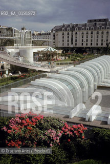 ( FRANCIA  )  PARIGI : IL CENTRO COMMERCIALE DEL LES HALLES © 1995 Graziano Arici/Rosebud2 / GEO