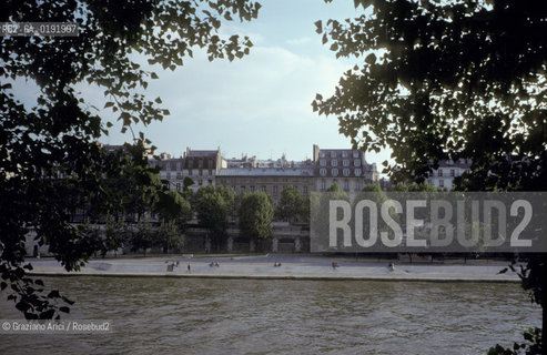 ( FRANCIA  )  PARIGI : LUNGOSENNA  © 1995 Graziano Arici/Rosebud2 / GEO