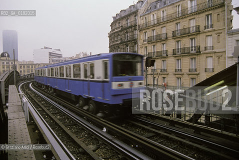 ( FRANCIA  )  PARIGI : METRO © 1995 Graziano Arici/Rosebud2 / GEO