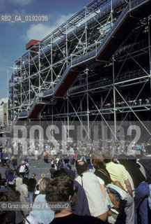 ( FRANCIA  )  PARIGI : IL MUSEO CENTRE DART E DE CULTURE G. POMPIDOU BEAUBOURG © 1995 Graziano Arici/Rosebud2 / GEO ARCHITETTURA MODERNA