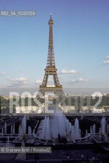 ( FRANCIA  )  PARIGI : LA TOUR EIFFEL  © 1995 Graziano Arici/Rosebud2 / GEO