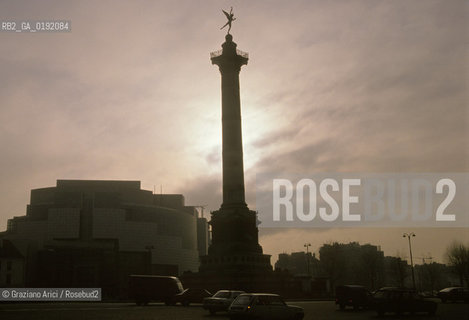 ( FRANCIA  )  PARIGI : PLACE DE LE BASTILLE © 1995 Graziano Arici/Rosebud2 / GEO