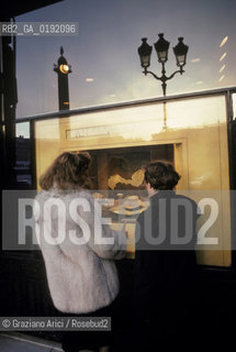 ( FRANCIA  )  PARIGI : UNA GIOIELLERIA IN PLACE VENDOME  © 1995 Graziano Arici/Rosebud2 / GEO