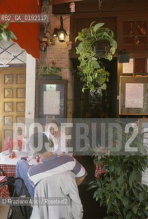 ( FRANCIA  )  PARIGI : LA CASA DOVE MORI PAUL VERLAINE  © 1995 Graziano Arici/Rosebud2 / GEO LETTERATURA