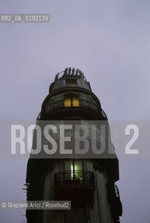 ( FRANCIA  )  PARIGI : UNA CASA  © 1995 Graziano Arici/Rosebud2 / GEO