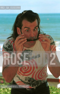 CINEMA 2000 / 57. MOSTRA INTERNAZIONALE DARTE CINEMATOGRAFICA - IL CANTANTE PIERO PELU (ITALIA) A VENEZIA PER UNA CONFERENZA SULLATTIVITA DELLASSOCIAZIONE UMANITARIA EMERGENCY SURGEON E PER LA PROIEZIONE DEL FILM JUNG GIANG - NELLA TERRA DEI MUJAHEDDIN - ©Graziano Arici/Rosebud2 