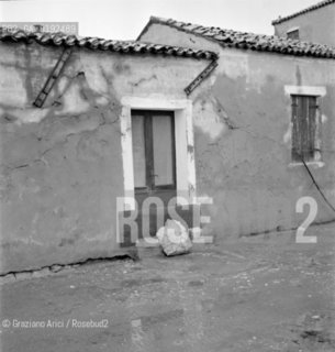 PELLESTRINA HOUSES AFTER THE GREAT HIGH TIDE (VENICE) - 1966 © ARCHIVIO Graziano Arici/Rosebud2  / ALTA MAREA / ACQUA ALTA