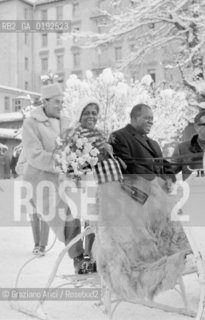 THE JAZZ SINGER AND TRUMPET PLAYER LOUIS ARMSTRONG WITH HIS WIFE IN GSTAAD (SWITZERLAND) - 1960 - © ARCHIVIO Graziano Arici/Rosebud2  / MUSICA JAZZ / TROMBETTISTA