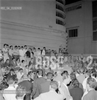CASINO WORKERS ON STRIKE - VENICE - 1961 - © ARCHIVIO Graziano Arici/Rosebud2  / SCIOPERO DEI LAVORATORI DEL CASINO DEL LIDO DI VENEZIA