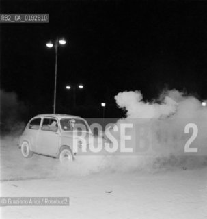 CASINO WORKERS ON STRIKE - VENICE - 1961 - © ARCHIVIO Graziano Arici/Rosebud2  / SCIOPERO DEI LAVORATORI DEL CASINO DEL LIDO DI VENEZIA