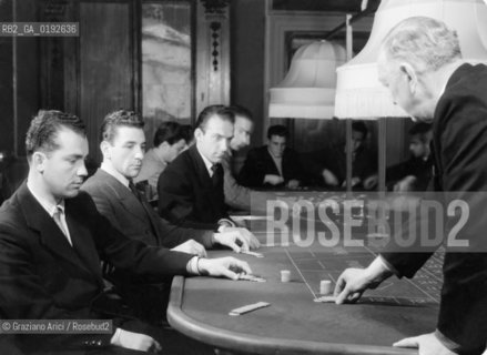 SCHOOL OF CROUPIERS AT VENICE CASINO - 196? - © ARCHIVIO Graziano Arici/Rosebud2  / SCUOLA DEI CROUPIERS AL CASINO DI VENEZIA