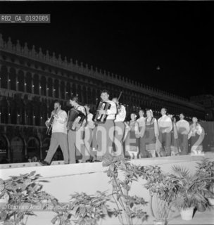 2ND INTERNATIONAL FESTIVAL OF THE FOLK BALLET - THE JUGOSLAVIAN GROUP  - 1961 - © ARCHIVIO Graziano Arici/Rosebud2  / BALLO / SECONDO FESTIVAL DEL BALLETTO FOLKLORISTICO