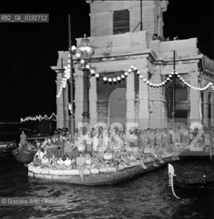 THE FRESCO NOTTURNO IN CANAL GRANDE  - VENICE - 196? © ARCHIVIO Graziano Arici/Rosebud2  / FESTA / BARCA