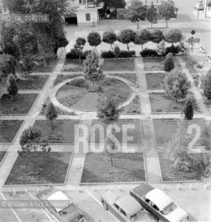 JESOLO LIDO BEACH (VENICE) - 196?© ARCHIVIO Graziano Arici/Rosebud2  / SPIAGGIA
