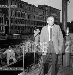 PALAZZO GRASSI:  DALLA NATURA ALLARTE THE ART CRITIC MICHEL TAPIE DE CELEYRAN - 196? - © ARCHIVIO Graziano Arici/Rosebud2  / ARTE / CRITICO DARTE