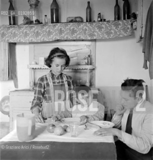 NOALE:COUNTRY HOUSE -  CASA DI CAMPAGNA  - 196? - © ARCHIVIO Graziano Arici/Rosebud2 