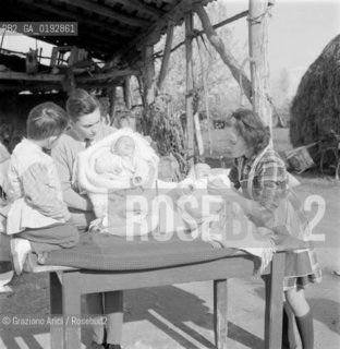 NOALE:COUNTRY HOUSE -  CASA DI CAMPAGNA  - 196? - © ARCHIVIO Graziano Arici/Rosebud2  / BAMBINO