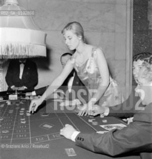 CASINO DI VENEZIA - LIDO DI VENEZIA - 196? - © ARCHIVIO Graziano Arici/Rosebud2  / CROUPIER / GIOCO