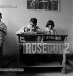 SCHOOL OF PAPADOPOLI - 1971 - © ARCHIVIO Graziano Arici/Rosebud2  / SCUOLA / DISABILE
