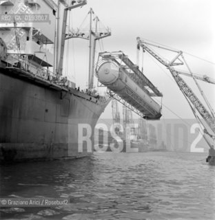 HARBOUR OF VENICE : SICEDISON PLANT - 1961 - © ARCHIVIO Graziano Arici/Rosebud2  / PORTOMARGHERA / PORTO