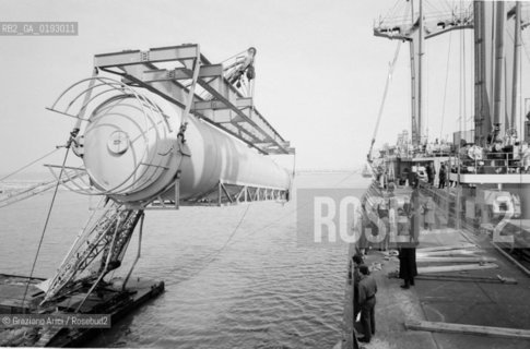 HARBOUR OF VENICE : SICEDISON PLANT - 1961 - ©Graziano Arici/Rosebud2 / PORTOMARGHERA / PORTO